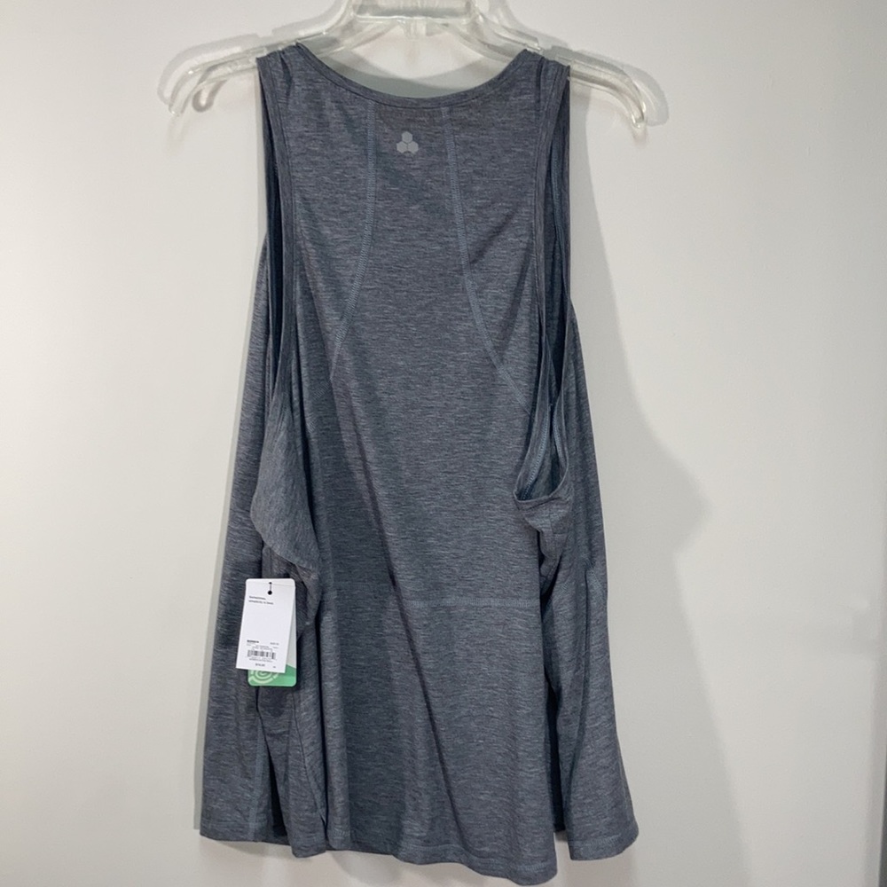 Relist 3/5/23❌NWT Tek Gear heathered gray tank top size 4X - Picture 15 of 16